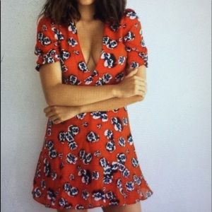 Realization Par Ozzie Dress Pansy Red Floral Med